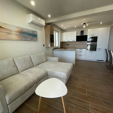 Mariva - 22 Makarska